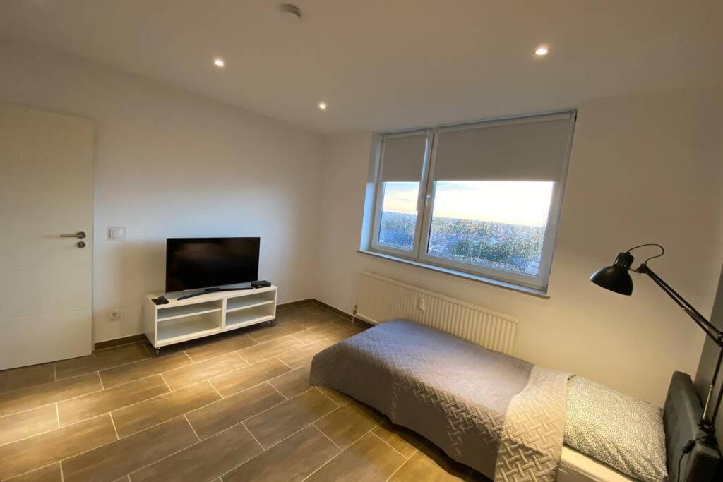 Duisburg Von Oben 3,5 Zimmer 8.Og Frisch Saniert 외부 사진